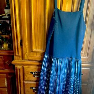 Nordstrom blue indigo washed stripe.  NWT size XXL